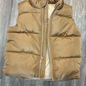 Old Navy Kids Puffer Vest in Tan